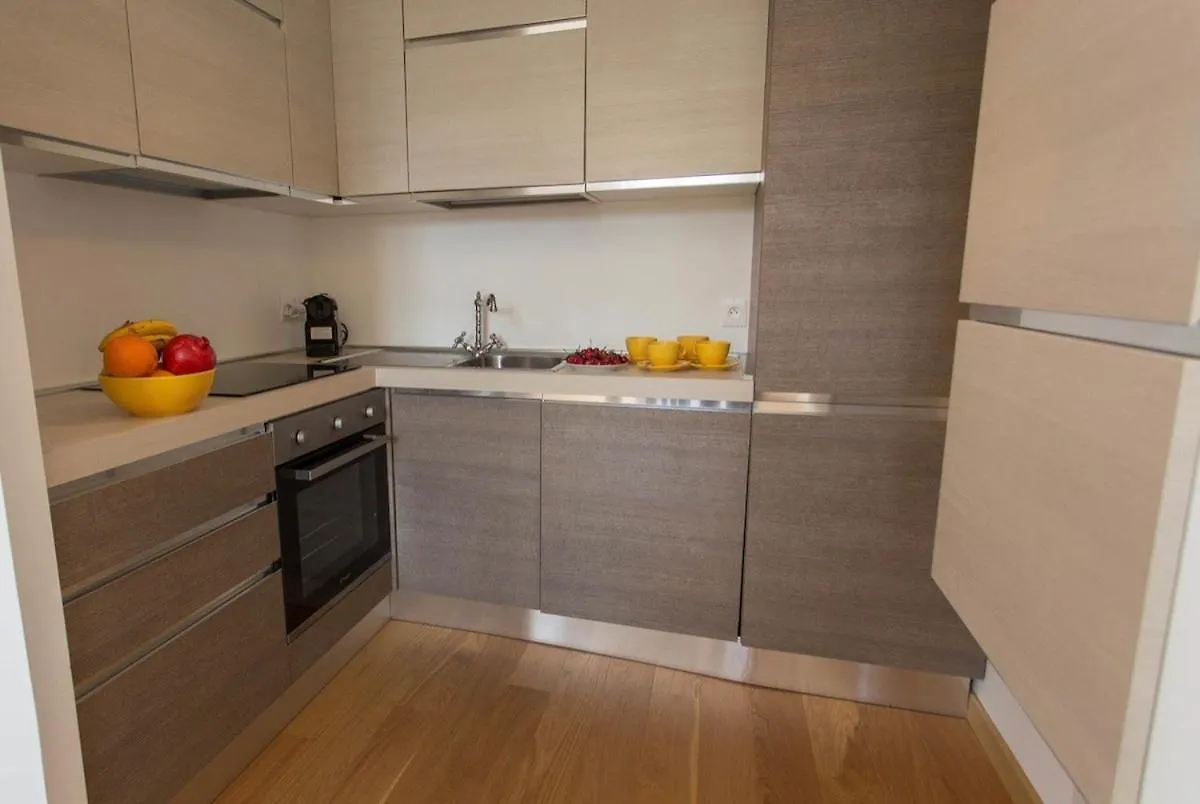 Superb 50M2 Condominium Apartment With Swimming Pool Menton 0*,